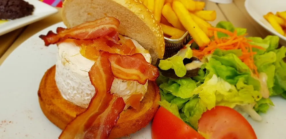 Camenber Chaud Hamburger